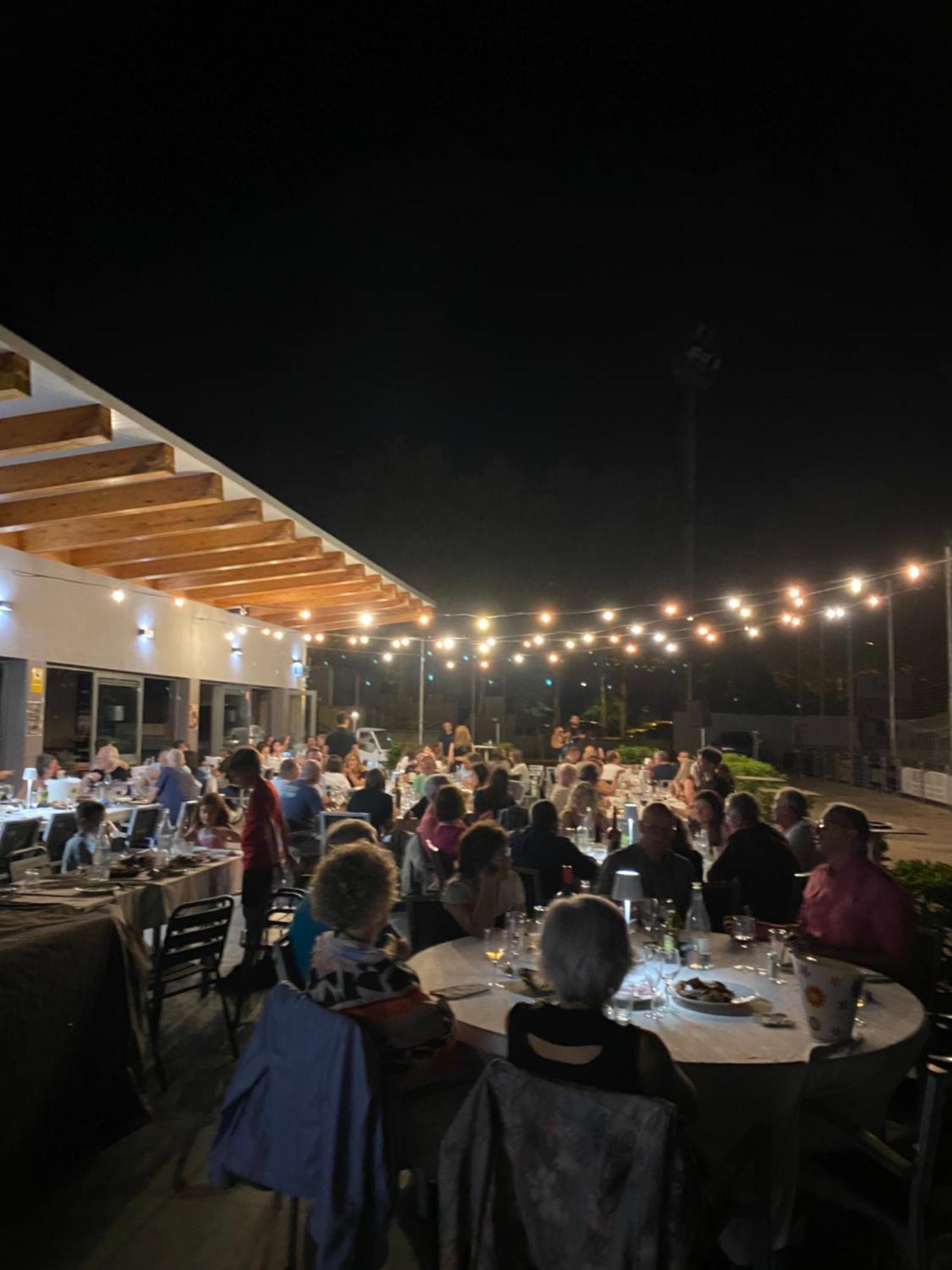 Apartaments La Carpa Banyoles Exterior photo