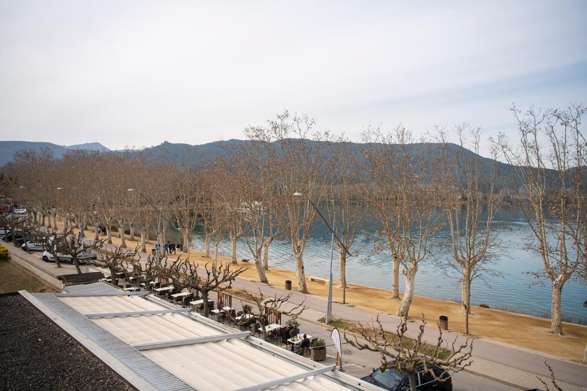 Apartaments La Carpa Banyoles Exterior photo