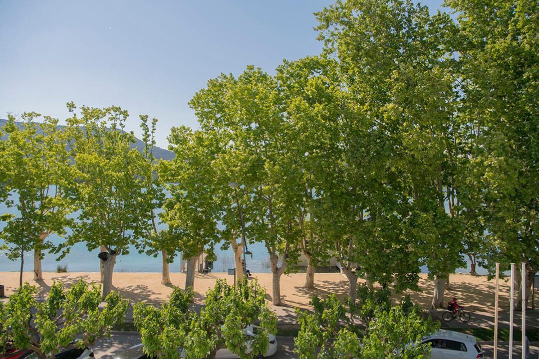 Apartaments La Carpa Banyoles Exterior photo